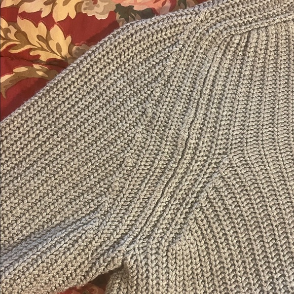 American Apparel Gray Cropped Sweater, Sz S(fit Med too) - Picture 5 of 9